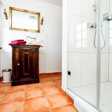 Geyer-schloss Reinsbronn