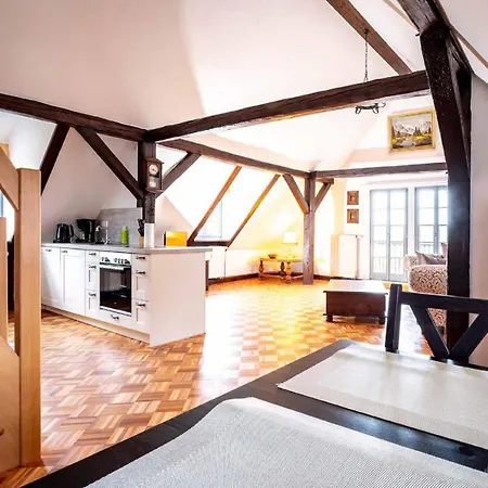 דירה Geyer-schloss Reinsbronn