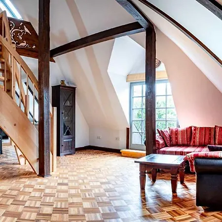 Geyer-schloss Reinsbronn *